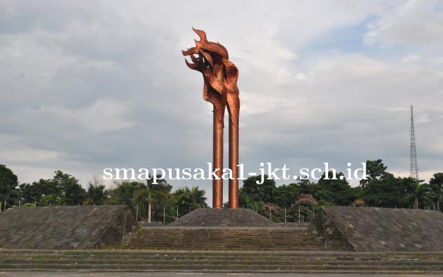 SMA PUSAKA 1 Jakarta tour ke Bandung